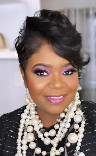 marviette usher wearing a necklace with glam makeup